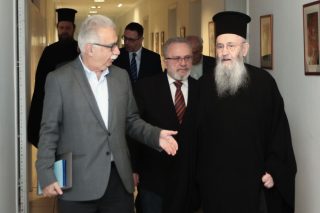 Καυτή πατάτα το μισθολογικό